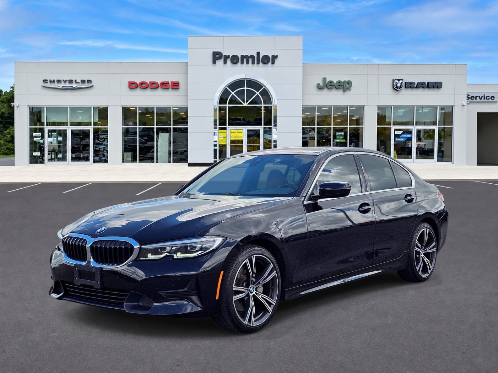 Used 2022 BMW 330i xDrive Sedan w/ Driving Assistance Package AWD/4WD image 1