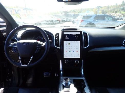 Certified 2024 Ford Edge ST image 20