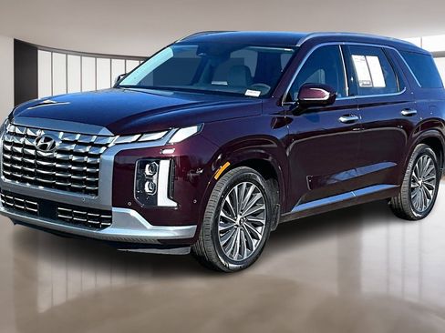 Used 2023 Hyundai Palisade Calligraphy w/ Cargo Package image 3