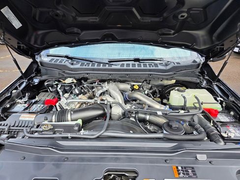 New 2025 Ford F350 Lariat w/ FX4 Off-Road Package image 25