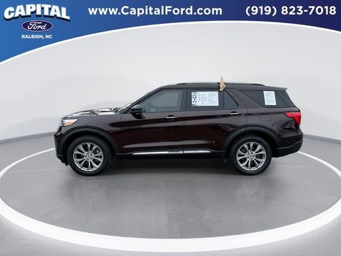 Certified 2023 Ford Explorer Limited w/ Limited Technology Package image 5