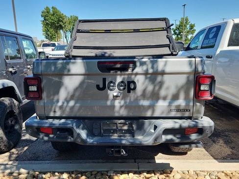 Used 2020 Jeep Gladiator Sport w/ Quick Order Package 24S AWD/4WD image 4