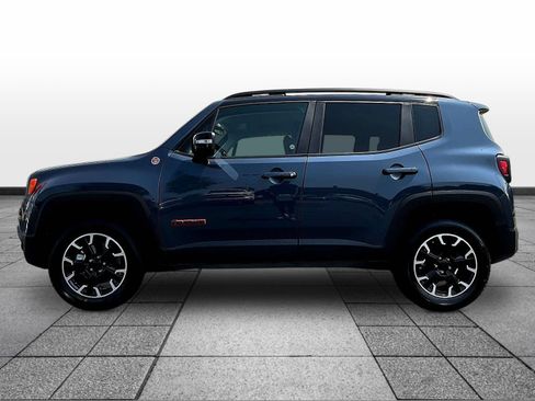 Used 2023 Jeep Renegade Trailhawk AWD/4WD image 8