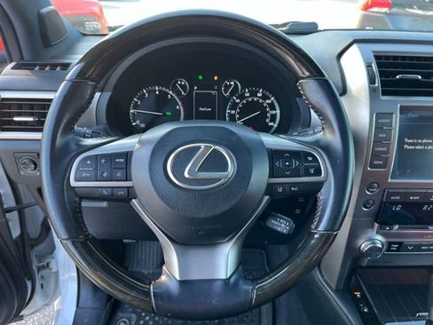 Used 2020 Lexus GX 460 Premium w/ Premium Package AWD/4WD image 19