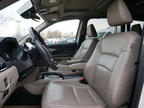 Used 2019 Honda Pilot Touring image 26