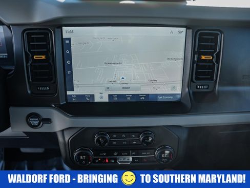 Used 2023 Ford Bronco Badlands image 23