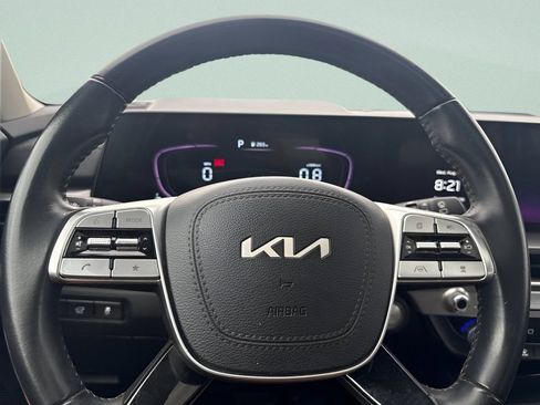 Used 2025 Kia Telluride S AWD/4WD image 31