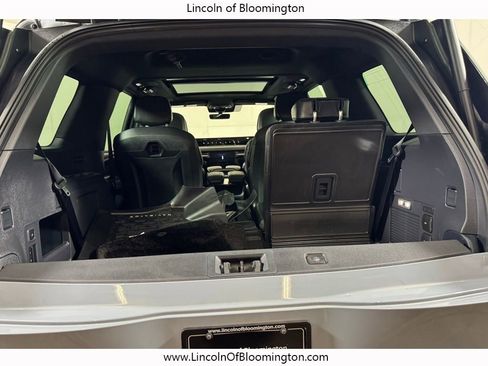 Used 2025 Lincoln Navigator Reserve w/ Jet Appearance Package AWD/4WD image 32