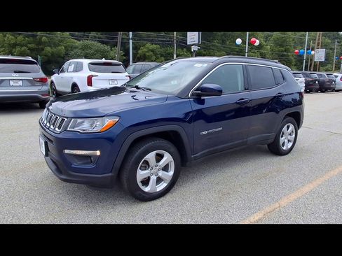 Certified 2018 Jeep Compass Latitude w/ Cold Weather Group AWD/4WD image 4