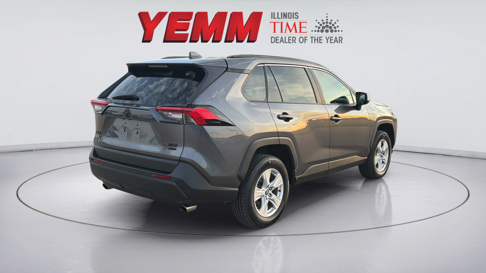 Used 2021 Toyota RAV4 XLE w/ Convenience Package AWD/4WD image 8