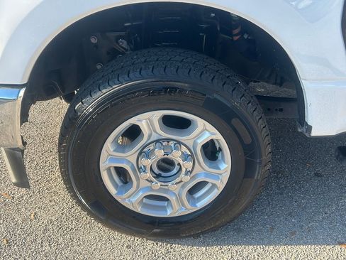 Certified 2025 Ford F250 XLT image 19
