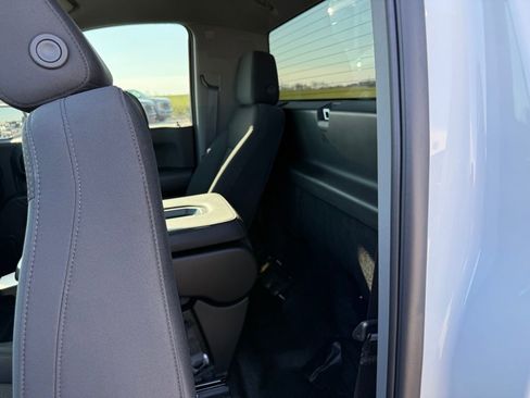 Used 2025 GMC Sierra 1500 Pro w/ Pro Value Package AWD/4WD image 13