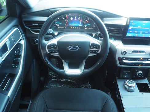 Used 2021 Ford Explorer XLT w/ Class III Trailer Tow Package image 22