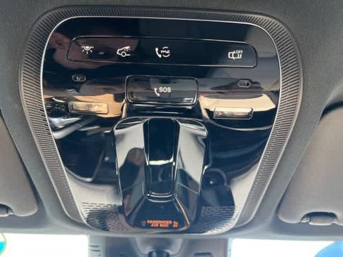 Used 2023 Mercedes-Benz GLC 300 image 30