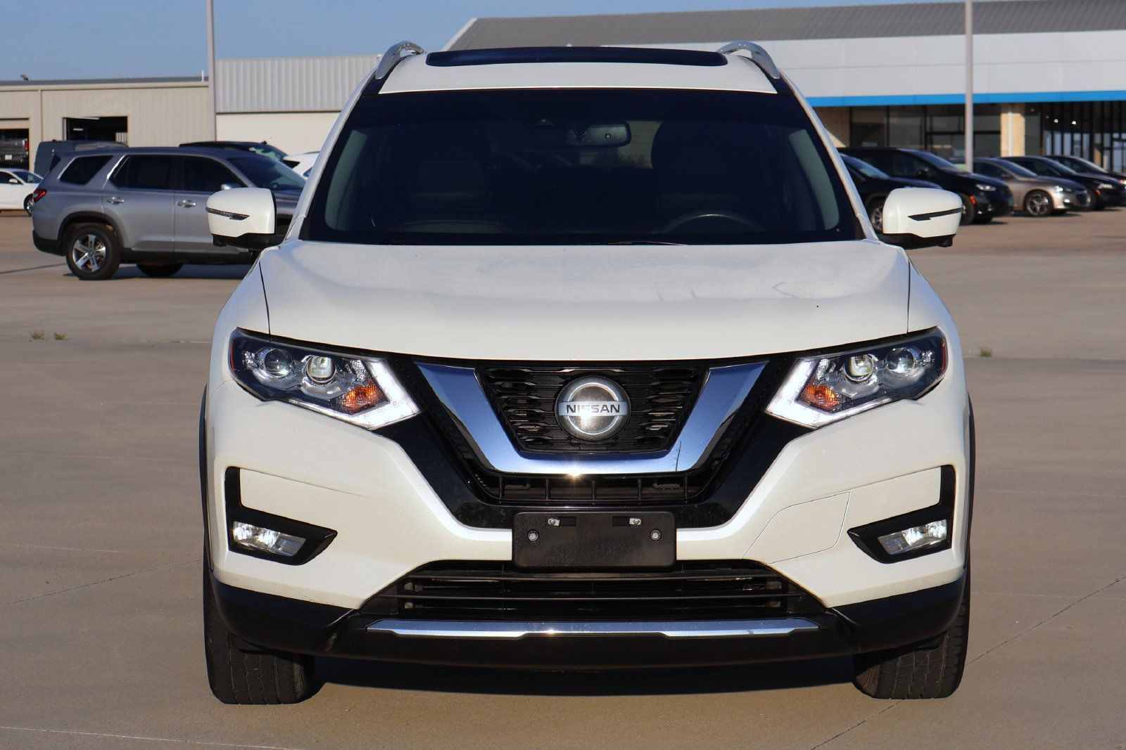 Used 2019 Nissan Rogue SL w/ Premium Package AWD/4WD image 3