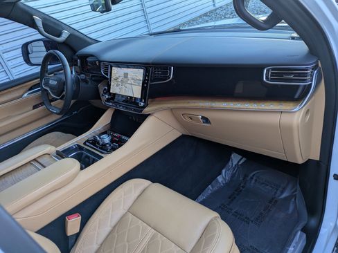 Used 2024 Jeep Grand Wagoneer Series III w/ Rear Seat Video Group 1 image 35