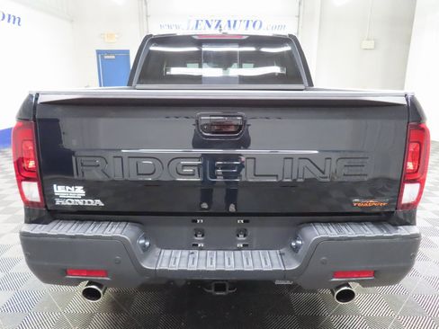 Used 2025 Honda Ridgeline TrailSport image 32