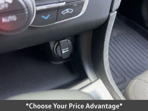 Used 2015 Dodge Charger SXT image 60