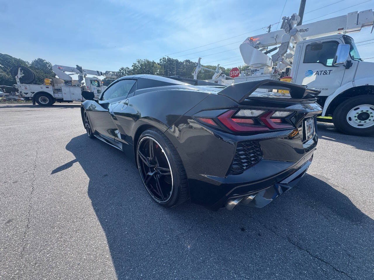 Used 2021 Chevrolet Corvette Stingray Convertible w/ Z51 Performance Package RWD image 4