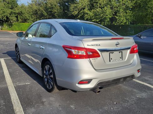 Used 2017 Nissan Sentra SR FWD image 7