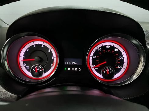 Used 2019 Dodge Grand Caravan SXT FWD image 18