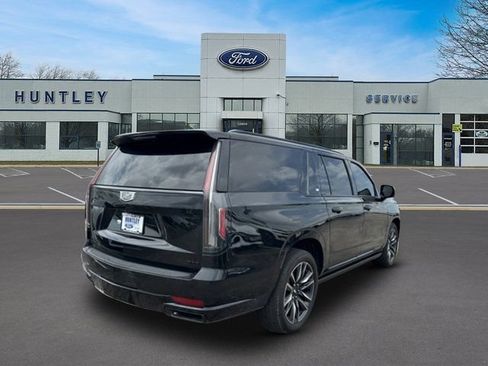 Used 2021 Cadillac Escalade ESV Sport Platinum AWD/4WD image 5