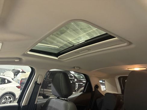 Used 2020 Ford EcoSport SE image 21