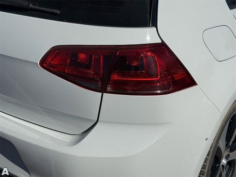 Used 2016 Volkswagen GTI S image 11