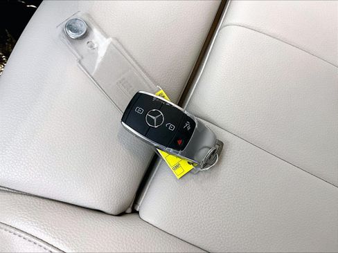 Certified 2023 Mercedes-Benz GLA 250 image 12
