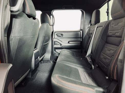 Used 2025 Nissan Frontier PRO-4X image 12