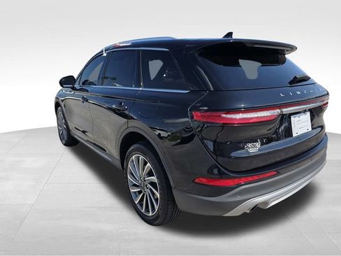 Certified 2023 Lincoln Corsair Reserve FWD image 5