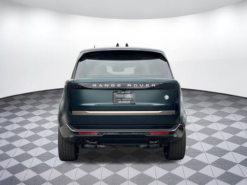 New 2026 Land Rover Range Rover SV AWD/4WD image 9