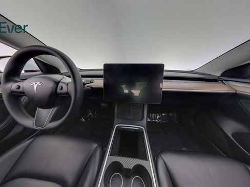 Used 2023 Tesla Model 3 Standard Range RWD image 26
