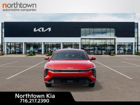 New 2025 Kia K4 LXS image 2