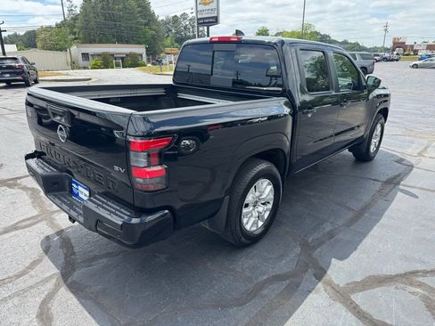 Used 2023 Nissan Frontier SV w/ SV Convenience Package RWD image 7