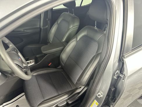 Used 2025 Buick Envista Preferred FWD image 14