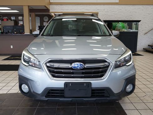 Used 2018 Subaru Outback 2.5i Premium image 16