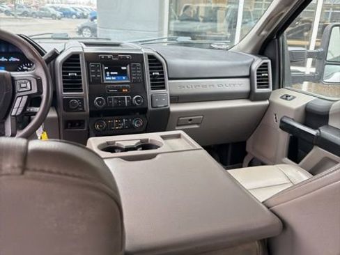 Used 2019 Ford F350 XL w/ Power Equipment Group image 22