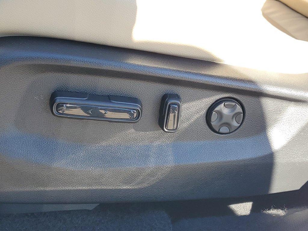 Certified 2020 Honda CR-V EX-L image 10