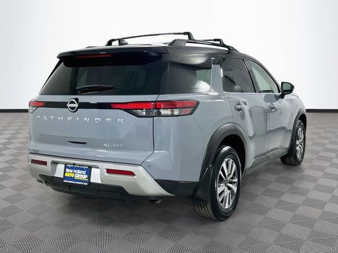 Used 2023 Nissan Pathfinder SL AWD/4WD image 10