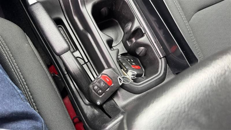 Used 2021 Jeep Wrangler 4WD Unlimited Sport image 36