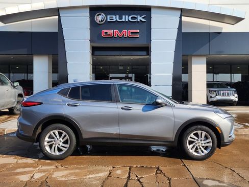 New 2026 Buick Envista Preferred w/ Convenience I Package image 3