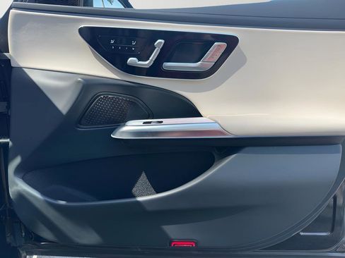 Used 2025 Mercedes-Benz E 350 E 350 image 34