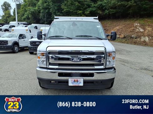 New 2026 Ford E-350 and Econoline 350 Super Duty w/ Power Equipment Group RWD image 2