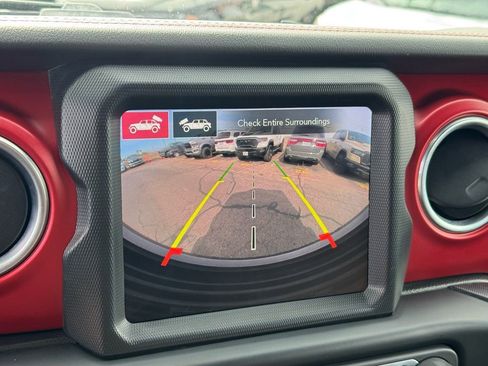 Used 2023 Jeep Wrangler Unlimited Rubicon w/ Steel Bumper Group AWD/4WD image 29