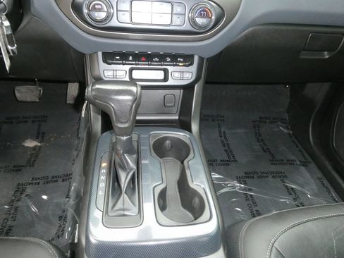 Used 2019 Chevrolet Colorado Z71 image 22