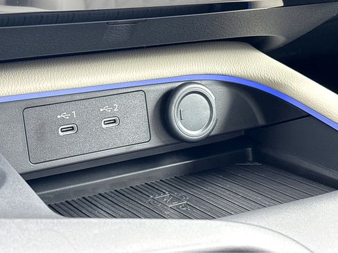 New 2026 Nissan Sentra SL w/ Floor Mat Package FWD image 36