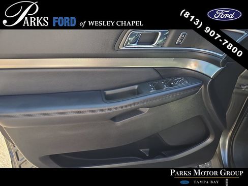 Certified 2018 Ford Explorer XLT w/ Equipment Group 202A AWD/4WD image 18