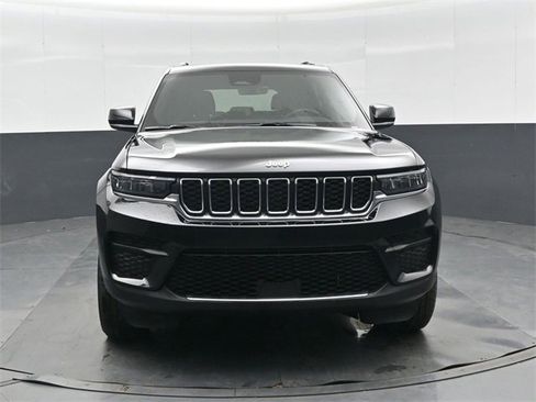 New 2025 Jeep Grand Cherokee Laredo X w/ Luxury Tech Group I image 9
