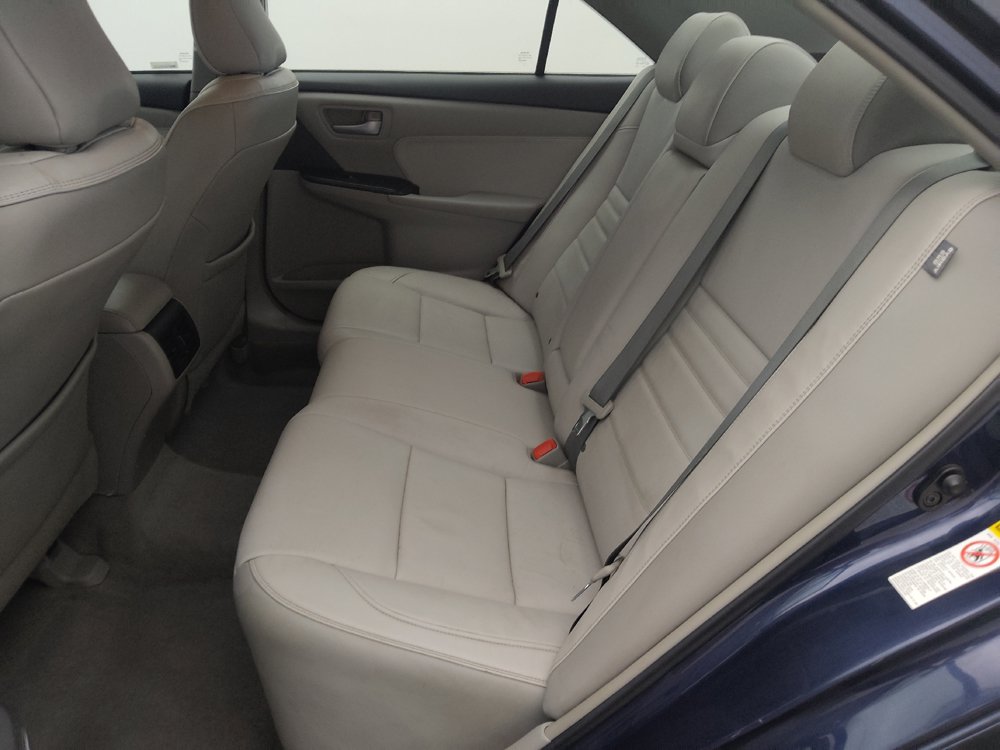 Used 2015 Toyota Camry XLE FWD image 18